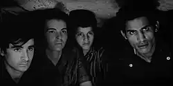 La batalla de Argel (1966) de Gillo Pontecorvo a menudo se asocia con el neorrealismo italiano.[53]​