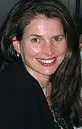 Julia Ormond: Doris Side.